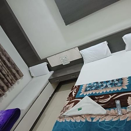 Hotel Shri Sai Darshan Shirdi Εξωτερικό φωτογραφία
