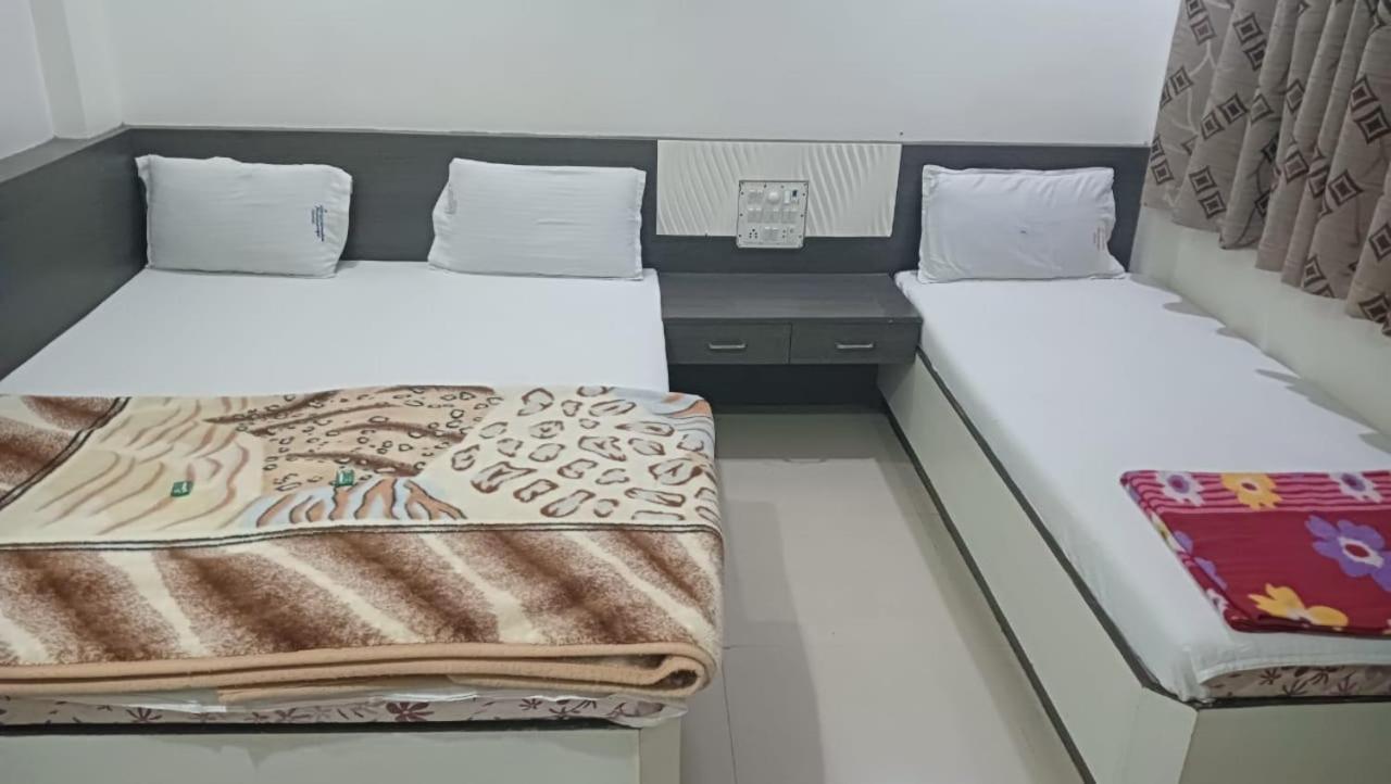 Hotel Shri Sai Darshan Shirdi Εξωτερικό φωτογραφία