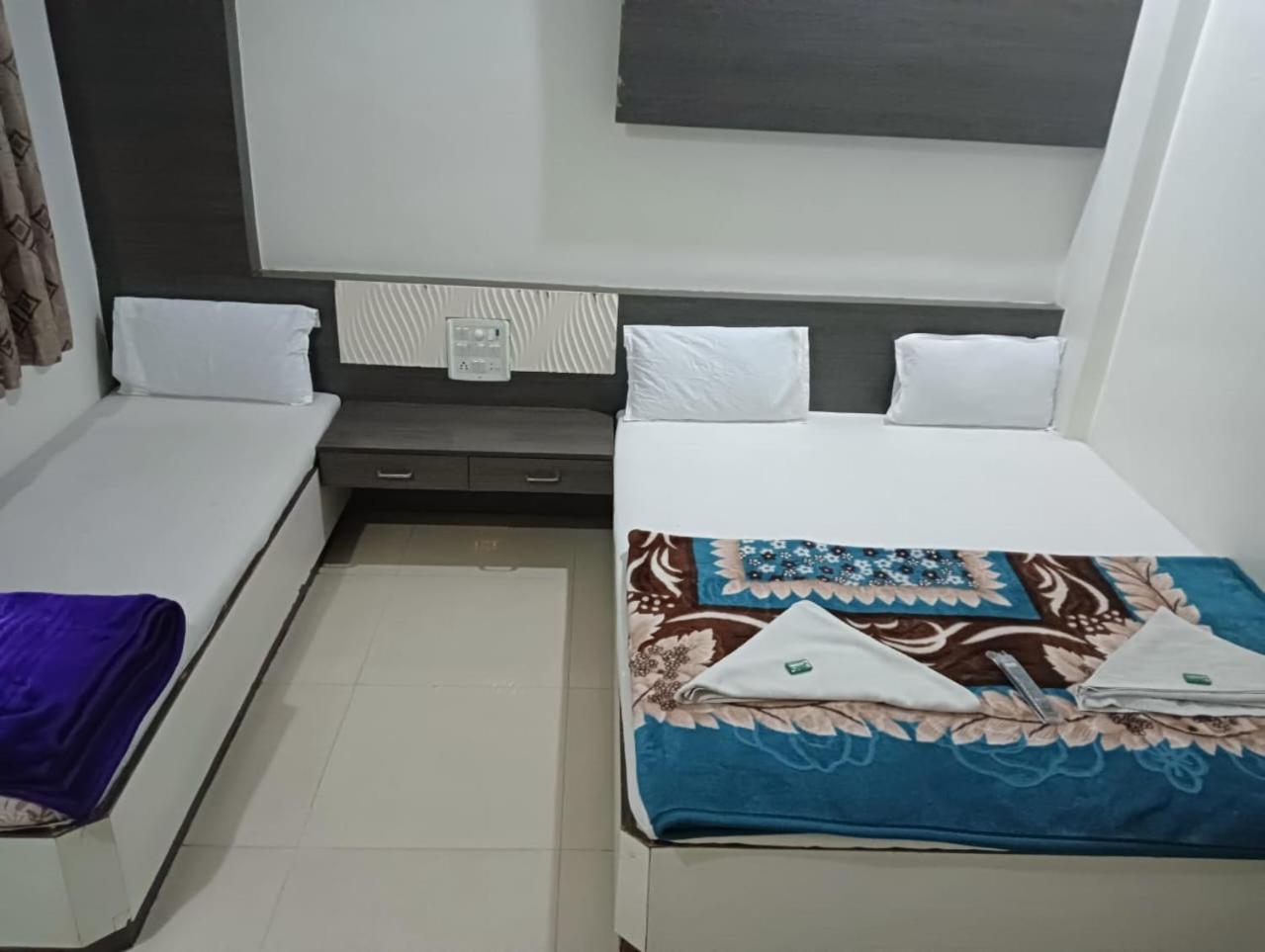 Hotel Shri Sai Darshan Shirdi Εξωτερικό φωτογραφία