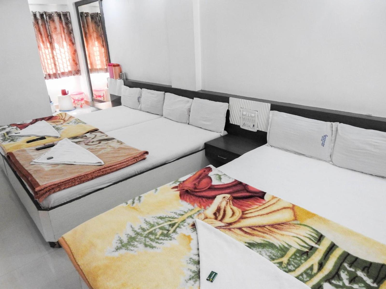 Hotel Shri Sai Darshan Shirdi Εξωτερικό φωτογραφία